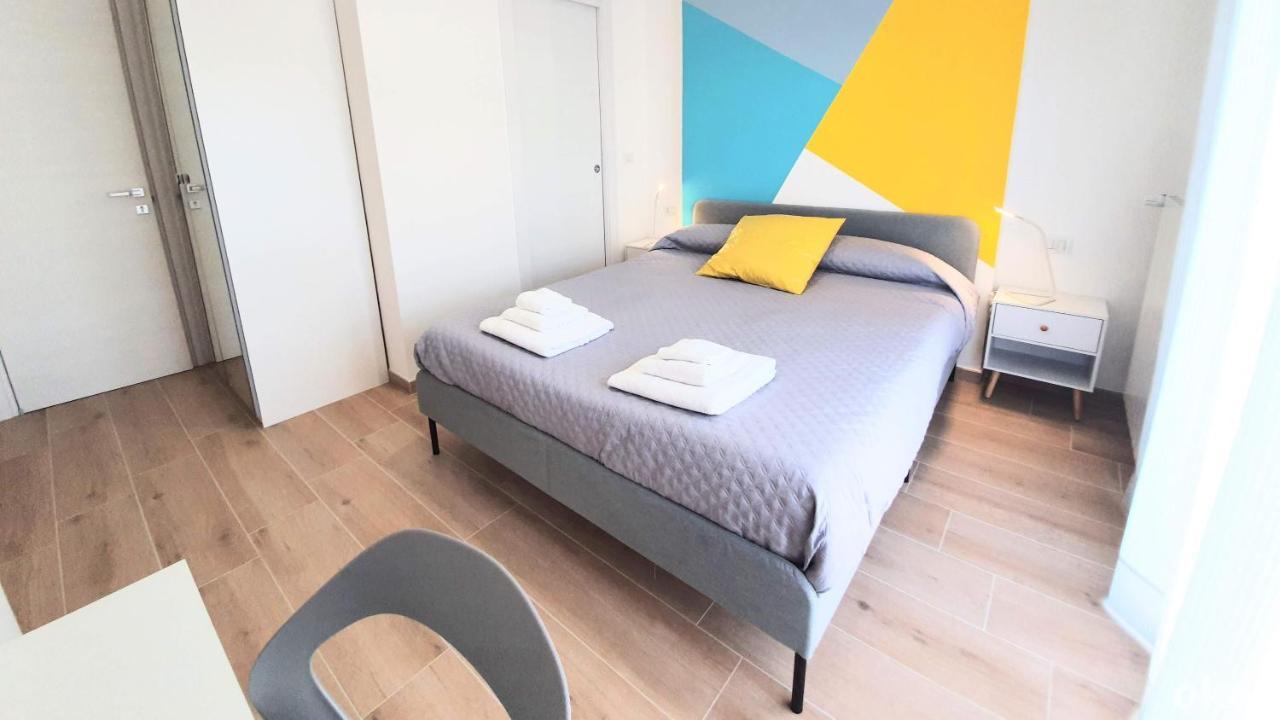 Blue Sky Rooftop Rooms - Bari Policlinico Exterior foto